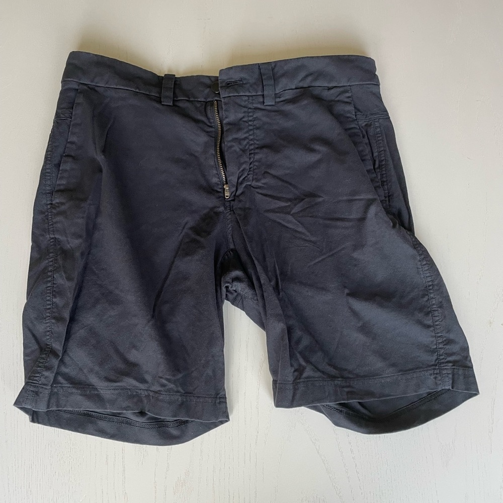 Lululemon Black Cotton Shorts waist 34, 9”